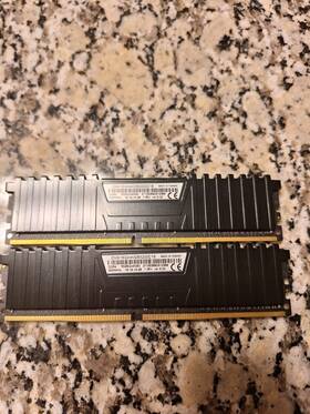 Cmsx16gx4m1a3200c22 Corsair Vengeance 16gb Ddr4 Sdram 3200mhz 1.2v Sodimm B5-2