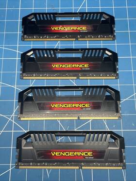 Corsair Cmy32gx3m4a1600c9r Lot Of 4 Vengeance Pro 32gb 4x8gb Ddr3 1600mhz