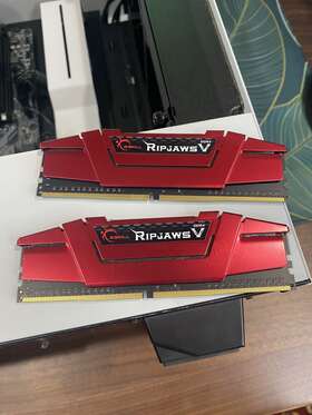 F4-2400c15d-8gvr G. Skill 2x Ripjaws V Series 4gb Ddr4-2400 Memory