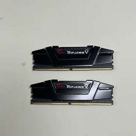 G.skill F4-3200c16d-16gvkb Ripjaws V Series 16gb 2x8 Ddr4 3200mhz Gaming Ram