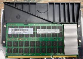 Mt40klf2g72m2dz-1g6e4b60a Ibm 00lp785 Power7 Micron Paddle Dimm Server Module