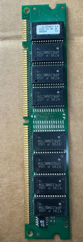 Mt8ld264ag-6 Micron 16mb X 60n/s 168-pin Edo-dimm Non-ecc Computer Memory