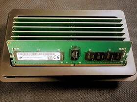 Mta18asf4g72pdz-3g2b2ui Micron Lot Of 8x 32gb Ddr4-3200mhz Registered Ecc